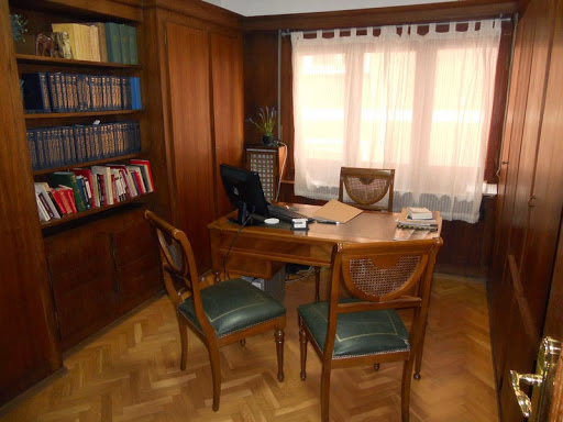 Información y opiniones sobre Abogado Zaragoza de Abanto