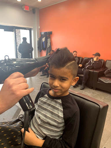 Barber Shop «Brothers BarberShop», reviews and photos, 38952 Dequindre Rd, Sterling Heights, MI 48310, USA