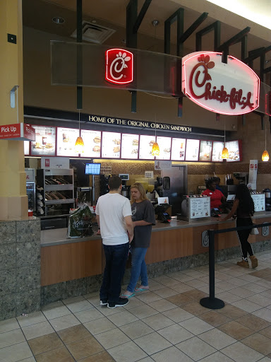 Fast Food Restaurant «Chick-fil-A», reviews and photos, 4925 Outer Loop, Louisville, KY 40219, USA