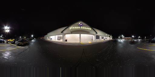 Gym «Planet Fitness», reviews and photos, 1007 E Grand River Ave, Brighton, MI 48116, USA