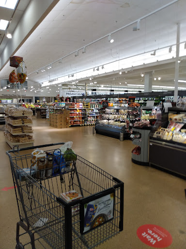Supermarket «Super Stop & Shop - Whitman», reviews and photos, 475 Bedford St, Whitman, MA 02382, USA
