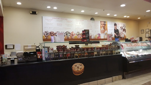 Ice Cream Shop «Cold Stone Creamery», reviews and photos, 1750 N Loop 1604 E #104, San Antonio, TX 78232, USA