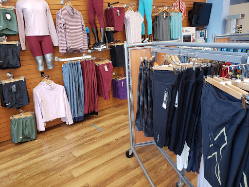 Shoe Store «FITniche», reviews and photos, 28139 Paseo Drive, Wesley Chapel, FL 33543, USA