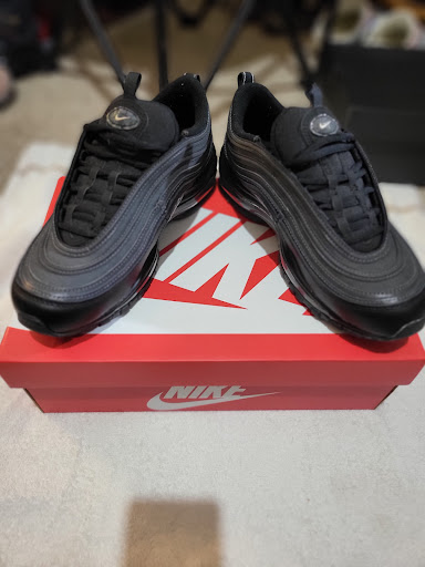 Shoe Store «Foot Locker», reviews and photos, 1100 N Wesleyan Blvd, Rocky Mount, NC 27804, USA