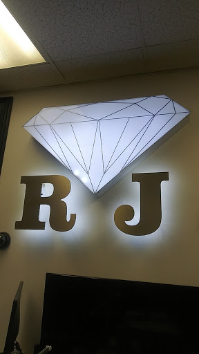 Pawn Shop «R J Jewelry & Loan Co», reviews and photos, 1210 Bloomingdale Rd, Glendale Heights, IL 60139, USA