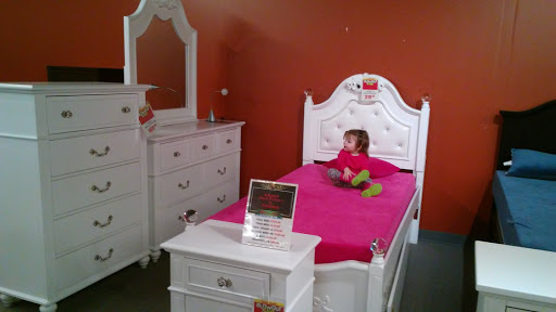 Furniture Store «Discount Direct Furniture & Mattress Gallery», reviews and photos, 4423 S Meridian A725, Puyallup, WA 98373, USA