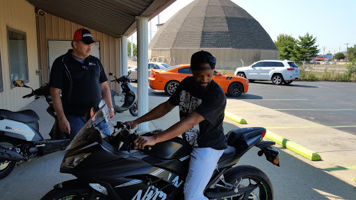 Kawasaki Motorcycle Dealer «JMP Cycle Kawasaki», reviews and photos, 1490 E Edwardsville Rd, Wood River, IL 62095, USA