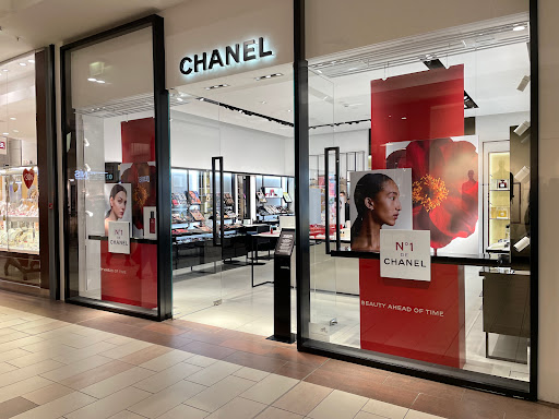 CHANEL BEAUTY BOUTIQUE WARSAW