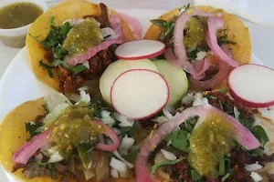 Tacos El Chivo image
