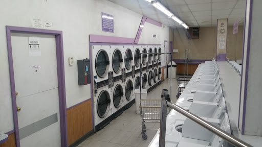 Laundromat «Launderland», reviews and photos, 1019 8th St, Marysville, CA 95901, USA