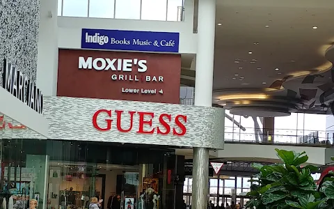 Moxies Yorkdale Mall Restaurant image