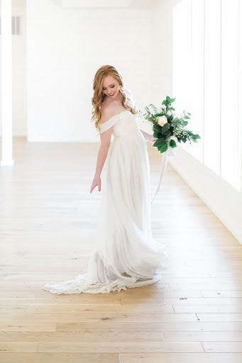 Bridal Shop «Serendipity Bridal», reviews and photos, 2438 W Anderson Ln #5, Austin, TX 78757, USA