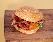 Hamburger du Restaurant CANTINE & GAMELLE | Burger, Sandwich, Salade, Bol Et Plat à Emporter - BASSO CAMBO à Toulouse - n°5
