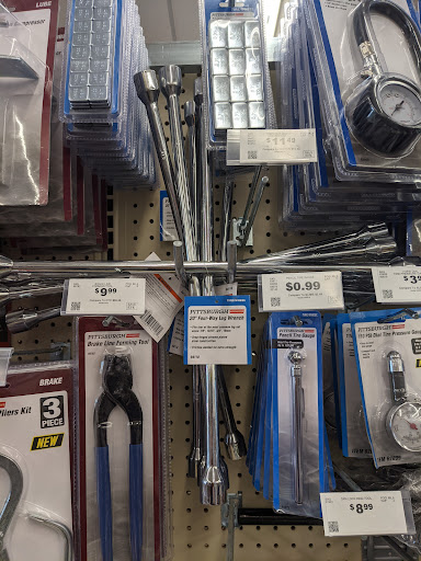 Harbor Freight Tools image 8