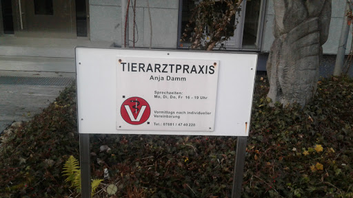 Anja Damm veterinary practice unter Waldkirch, 