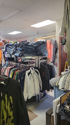 Thrift Store «Second Chance Thrift Shop», reviews and photos, 30 Jericho Turnpike, New Hyde Park, NY 11040, USA