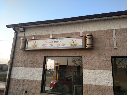 Uncle Al's Quick Lube & Wash en Fort Gratiot Twp