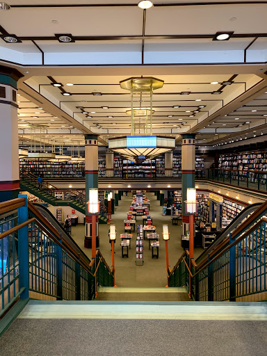 Book Store «Barnes & Noble», reviews and photos, 5405 Touhy Ave, Skokie, IL 60077, USA