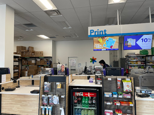 Print Shop «FedEx Office Print & Ship Center», reviews and photos, 4417 Hartwick Rd, College Park, MD 20740, USA