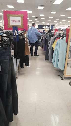 Department Store «Marshalls», reviews and photos, 13200 Middlebelt Rd, Livonia, MI 48154, USA