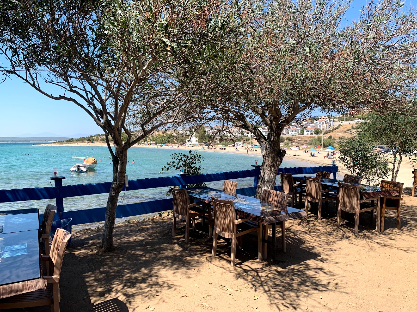 Φωτογραφία του Incekum Beach με ευρύχωρη ακτή