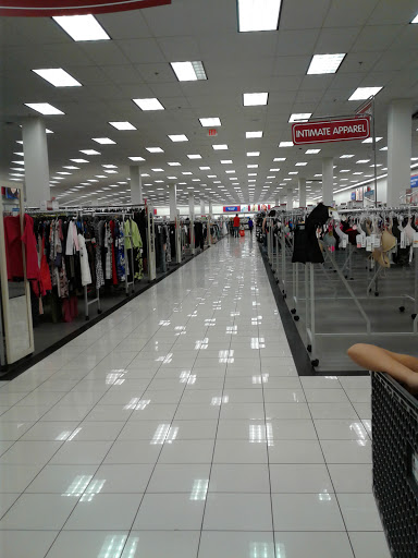 Shopping Mall «Shady Oaks Shopping Center», reviews and photos, 2415 SW 27th Ave, Ocala, FL 34471, USA