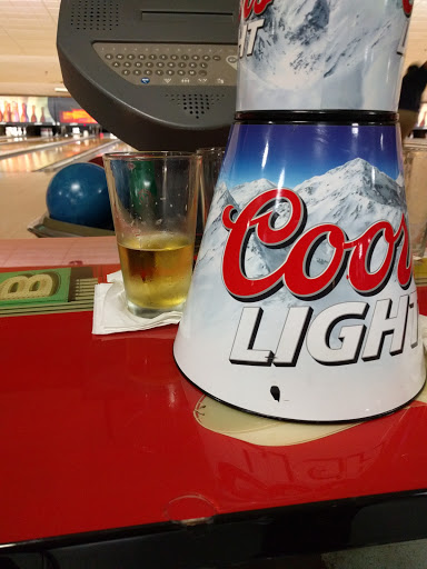 Bowling Alley «AMF Land Park Lanes», reviews and photos, 5850 Freeport Blvd, Sacramento, CA 95822, USA