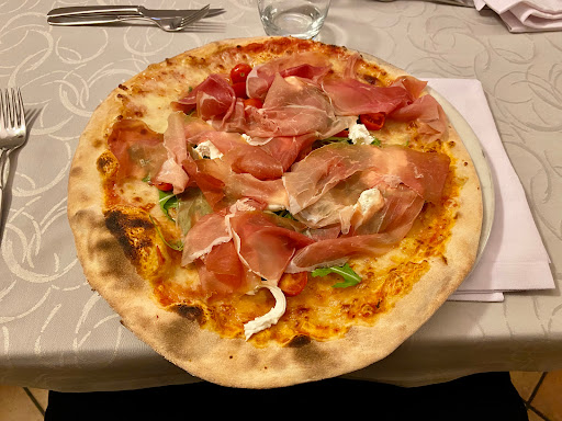Les Arcs ristorante pizzeria in Montegrotto Terme, Provincia di Padova