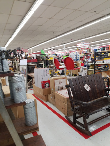 Home Improvement Store «Tractor Supply Co.», reviews and photos, 293 US-206 #15A, Flanders, NJ 07836, USA