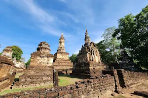 Wat Chedi Chet Thaew image