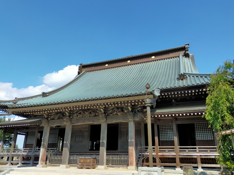 亀岡山報国寺