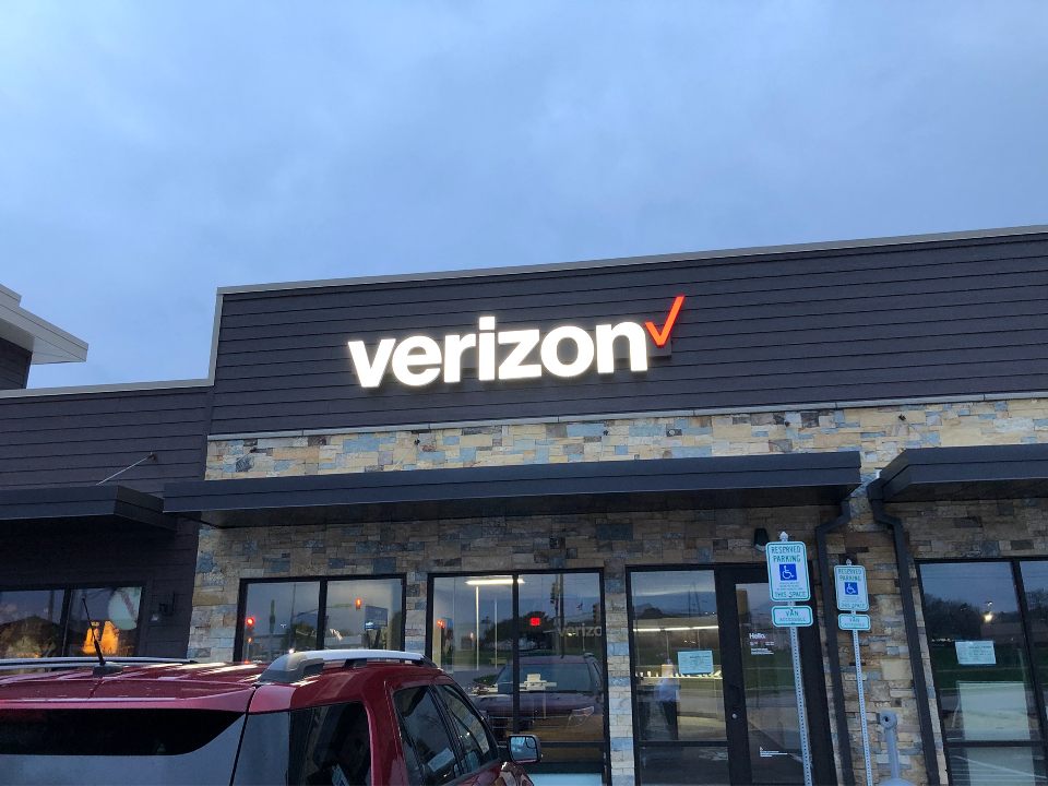 TEAM Wireless, Verizon Authorized Retailer