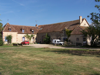 Earl Ferme de la Charite à Tournon-Saint-Martin