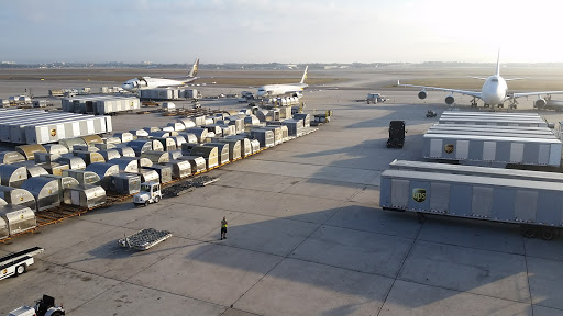 Courier Service «Ups Air Gateway Orlando», reviews and photos, 8975 Tradeport Dr, Orlando, FL 32827, USA
