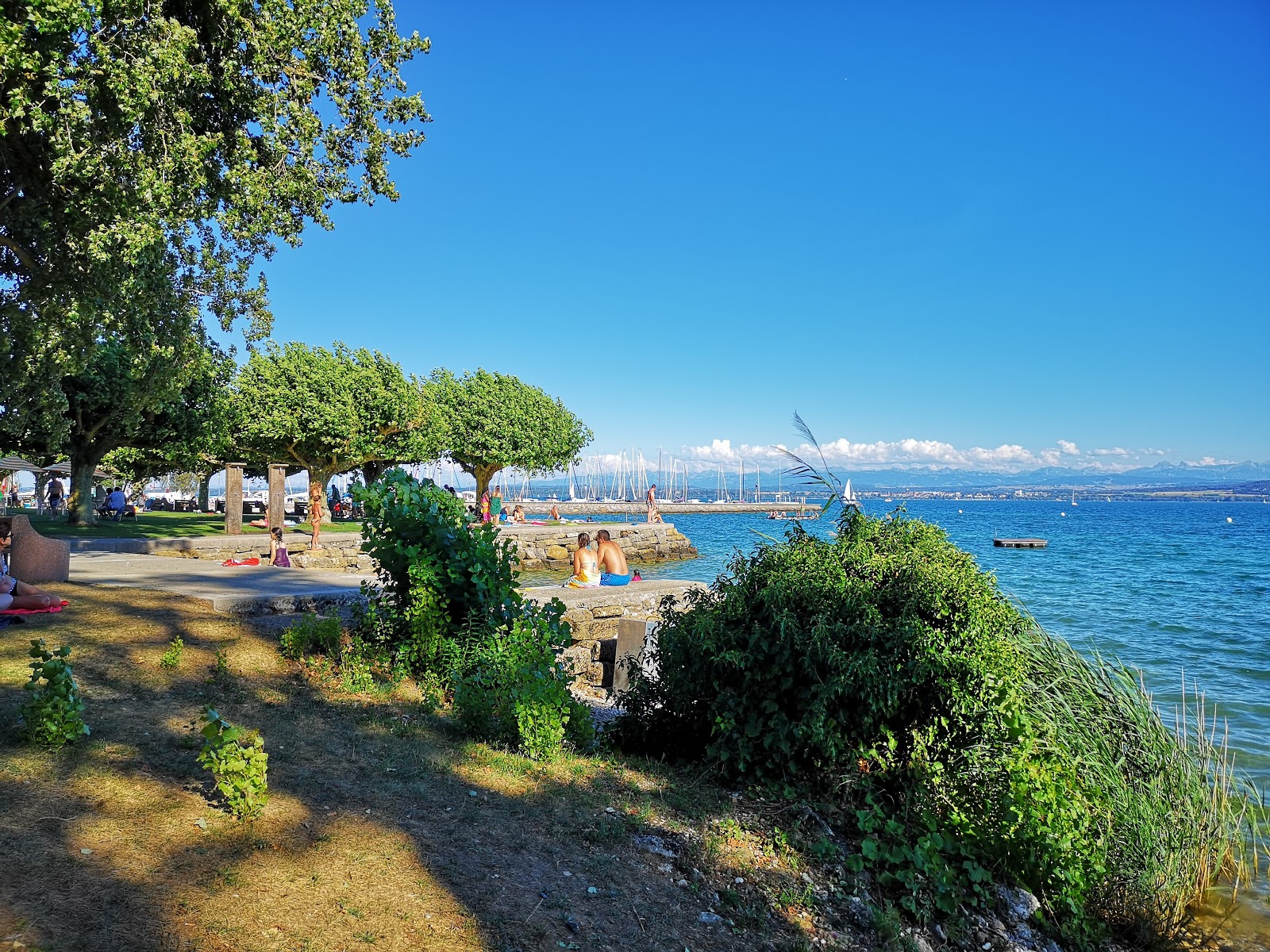 Valokuva Saint-Aubin Plageista. ja asutus