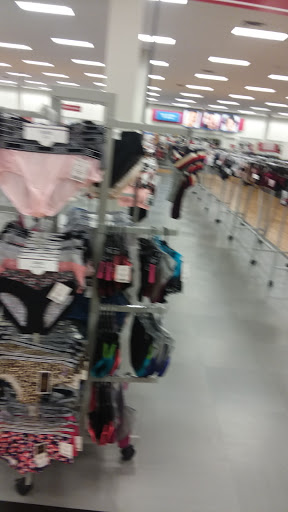 Clothing Store «Burlington Coat Factory», reviews and photos, 3455 Towne Blvd, Middletown, OH 45005, USA
