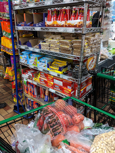 Produce Market «Fresh Farms», reviews and photos, 2626 W Devon Ave, Chicago, IL 60659, USA