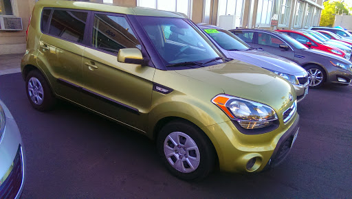 Kia Dealer «Car Pros Kia Glendale», reviews and photos, 400 S Brand Blvd, Glendale, CA 91204, USA
