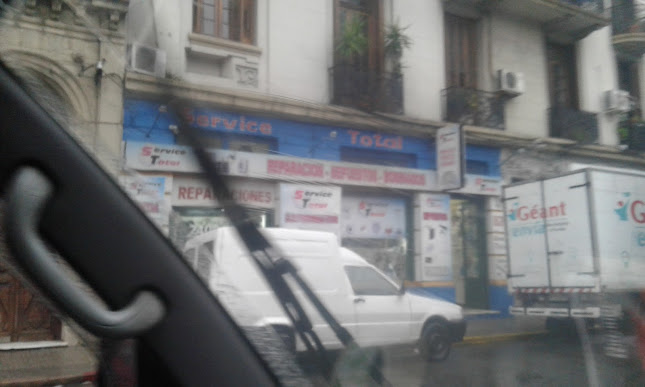 Service Total - Montevideo