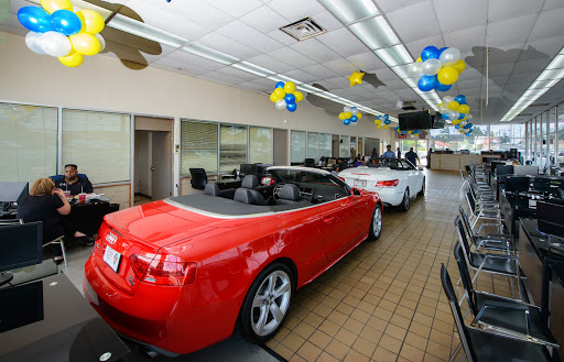 Used Car Dealer «North Coast Auto Mall», reviews and photos, 1875 Brittain Rd, Akron, OH 44310, USA