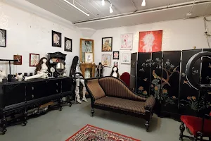 Wild Hare Salon and Gallery image
