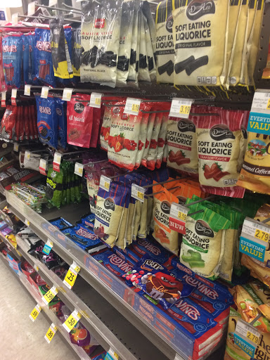 Drug Store «Bartell Drugs South Lake Union Store», reviews and photos, 1001 Mercer St, Seattle, WA 98109, USA