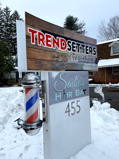 Barber Shop «Trendsetters Barber Shop», reviews and photos, 455 Maple Ave, Saratoga Springs, NY 12866, USA
