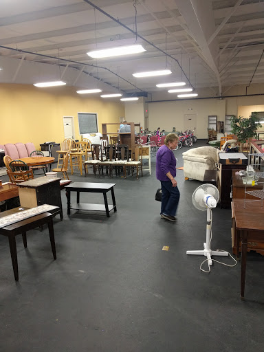 Thrift Store «KARM Stores», reviews and photos, 10612 Kingston Pike, Knoxville, TN 37922, USA
