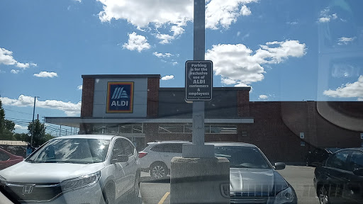 Supermarket «ALDI», reviews and photos, 120 S Cleveland Massillon Rd, Akron, OH 44313, USA