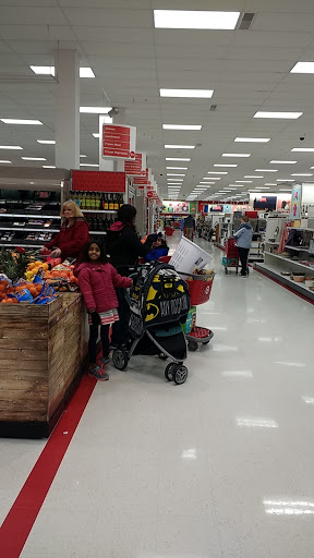 Department Store «Target», reviews and photos, 100 Grand Hill Pl, Holly Springs, NC 27540, USA