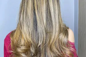 Luana Marin Hair Beauty Wellness, Hair Salon, Potts Point image