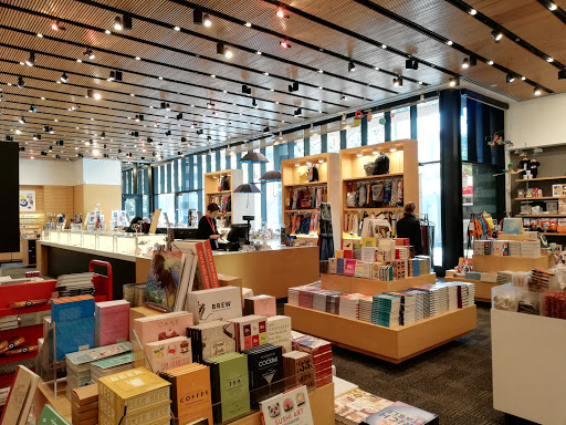 Gift Shop «SFMOMA Museum Store», reviews and photos, 151 3rd St, San Francisco, CA 94103, USA