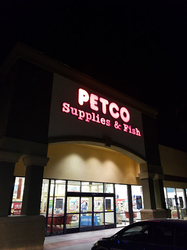 Pet Supply Store «Petco Animal Supplies», reviews and photos, 1415 E Warner Rd, Gilbert, AZ 85296, USA