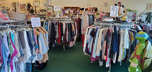 Thrift Store «Life Center Thriftshop», reviews and photos, 6331 6th Ave, Tacoma, WA 98406, USA